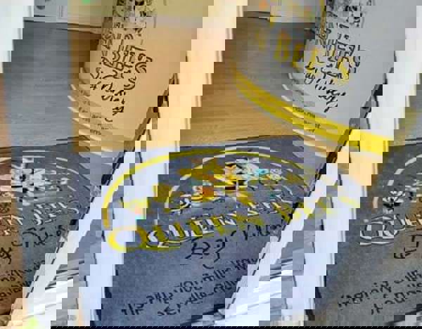 loose lay logo mat 4.jpg