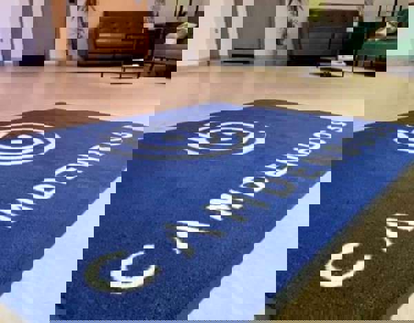 loose lay logo mat 1.jpg