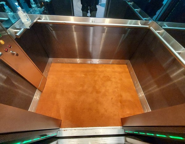 ICAEW Fitted Lift Plain Mat.jpg